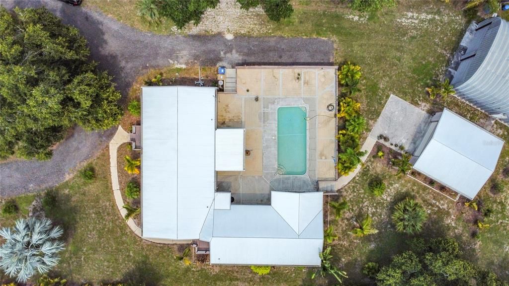 For Sale: $440,000 (4 beds, 3 baths, 2292 Square Feet)