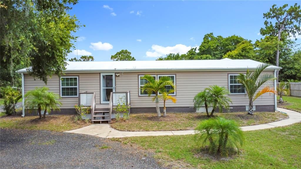 For Sale: $440,000 (4 beds, 3 baths, 2292 Square Feet)