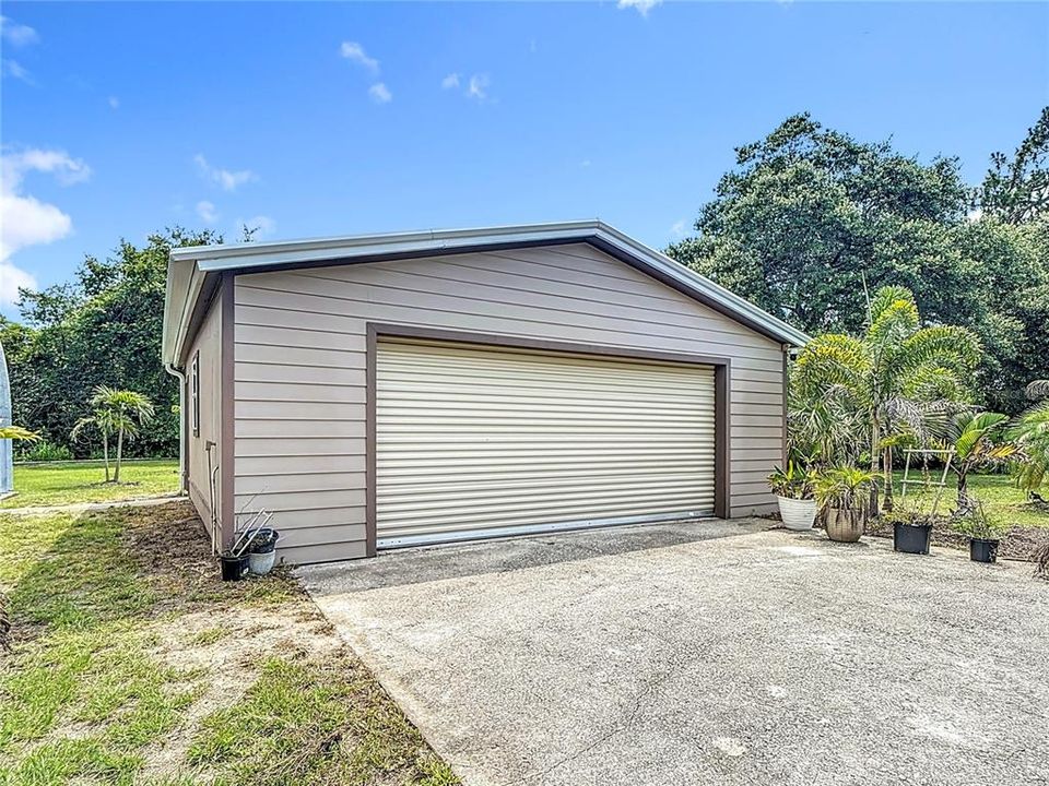 For Sale: $440,000 (4 beds, 3 baths, 2292 Square Feet)