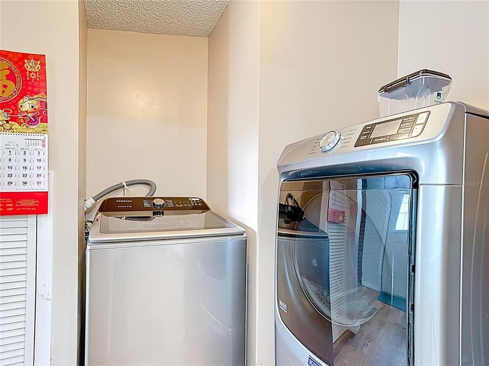 For Sale: $440,000 (4 beds, 3 baths, 2292 Square Feet)