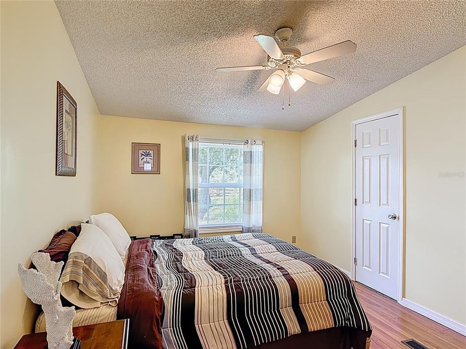 For Sale: $440,000 (4 beds, 3 baths, 2292 Square Feet)