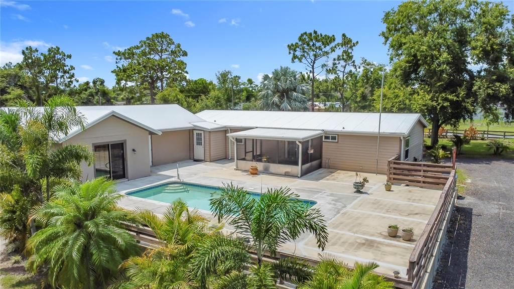 For Sale: $440,000 (4 beds, 3 baths, 2292 Square Feet)