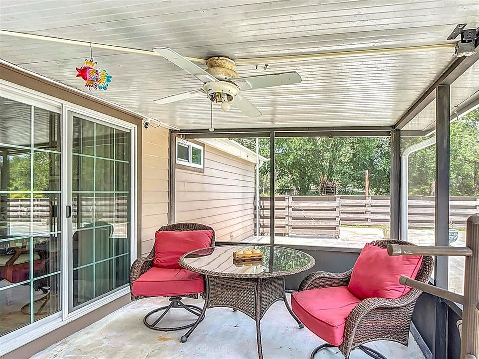 For Sale: $440,000 (4 beds, 3 baths, 2292 Square Feet)