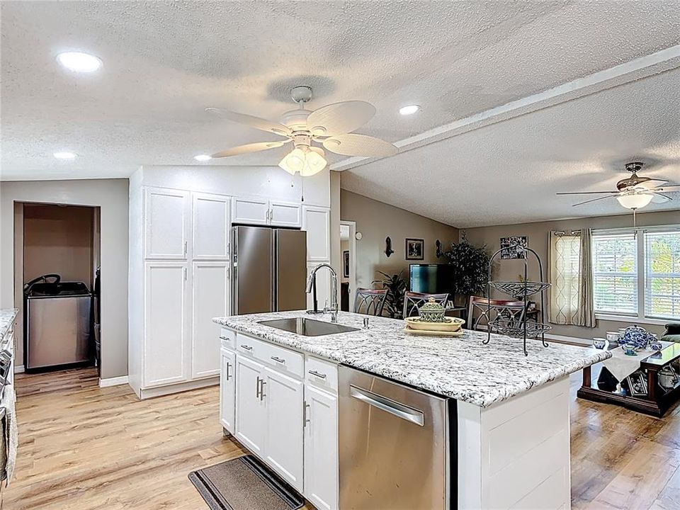 For Sale: $440,000 (4 beds, 3 baths, 2292 Square Feet)