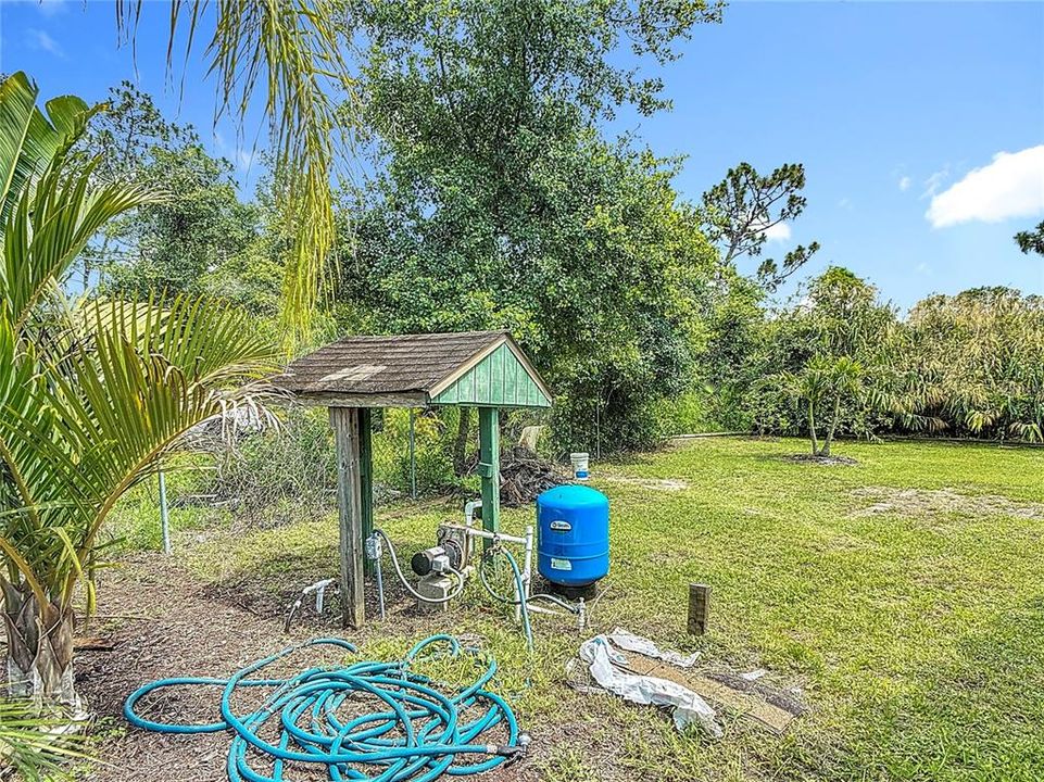 For Sale: $440,000 (4 beds, 3 baths, 2292 Square Feet)