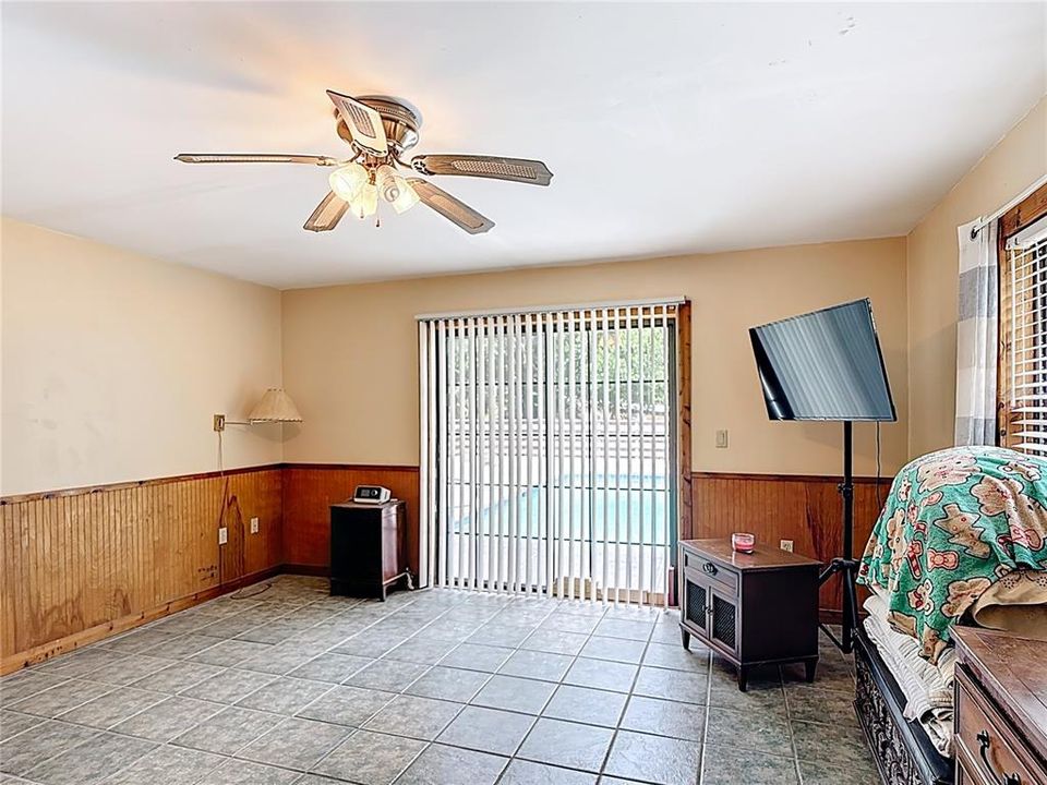 For Sale: $440,000 (4 beds, 3 baths, 2292 Square Feet)