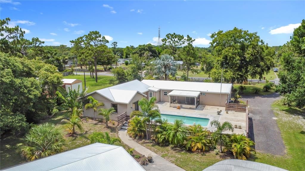 For Sale: $440,000 (4 beds, 3 baths, 2292 Square Feet)