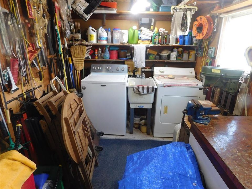 Active With Contract: $119,000 (2 beds, 2 baths, 1312 Square Feet)