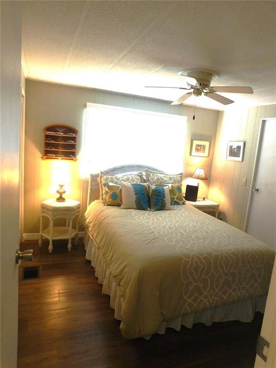 Active With Contract: $119,000 (2 beds, 2 baths, 1312 Square Feet)