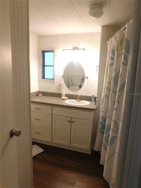 Active With Contract: $119,000 (2 beds, 2 baths, 1312 Square Feet)