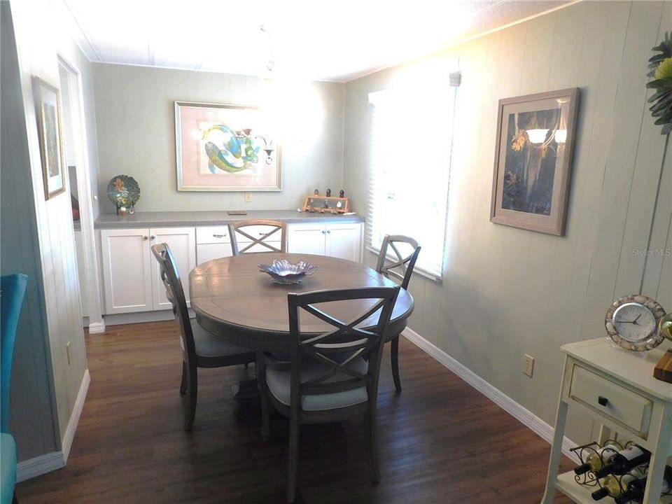 Active With Contract: $119,000 (2 beds, 2 baths, 1312 Square Feet)