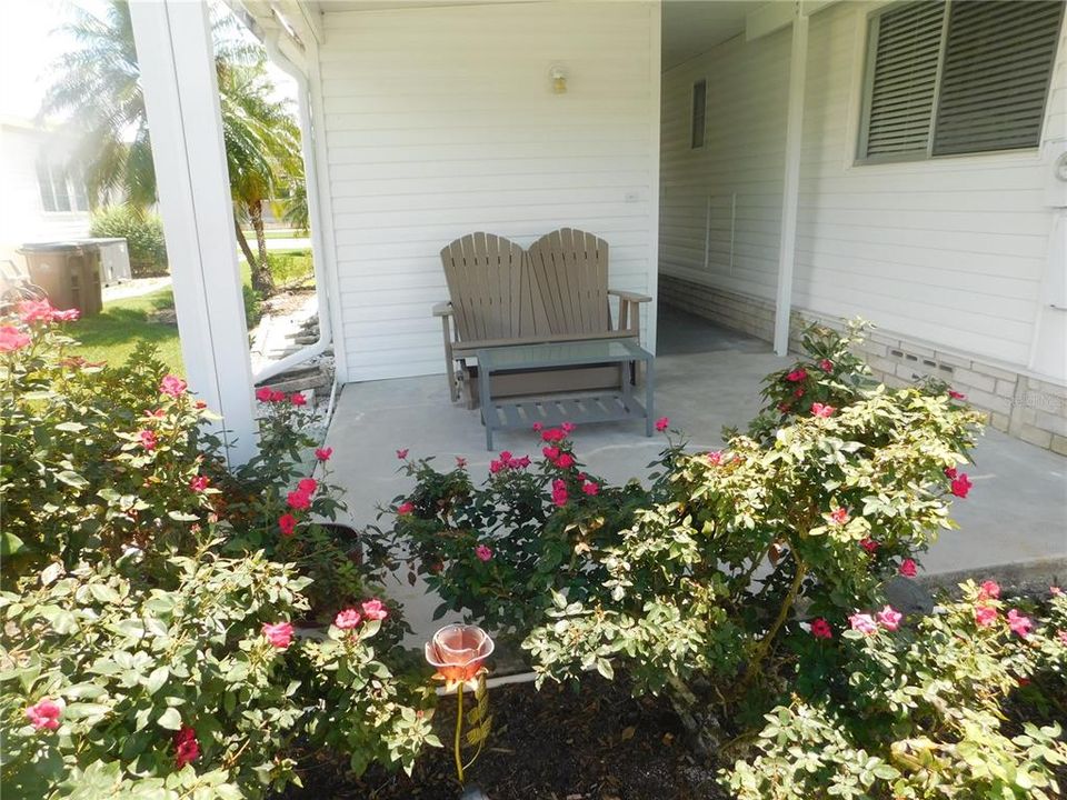 Active With Contract: $119,000 (2 beds, 2 baths, 1312 Square Feet)