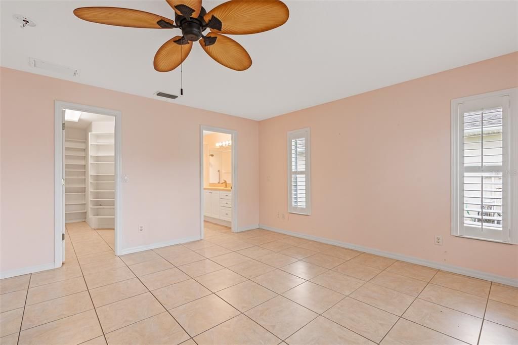Active With Contract: $344,900 (3 beds, 2 baths, 1861 Square Feet)