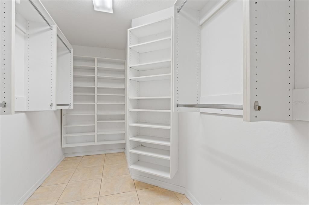 Active With Contract: $344,900 (3 beds, 2 baths, 1861 Square Feet)