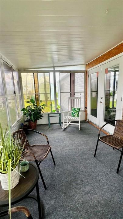 Под контрактом: $189,500 (2 спален, 2 ванн, 960 Квадратных фут)