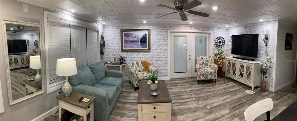 Под контрактом: $189,500 (2 спален, 2 ванн, 960 Квадратных фут)