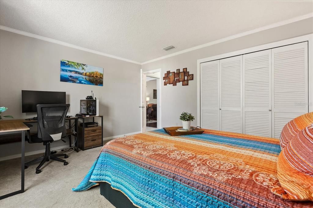 На продажу: $199,000 (2 спален, 2 ванн, 980 Квадратных фут)