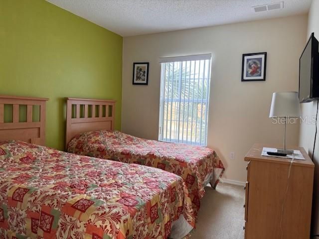 For Sale: $275,000 (3 beds, 2 baths, 1286 Square Feet)