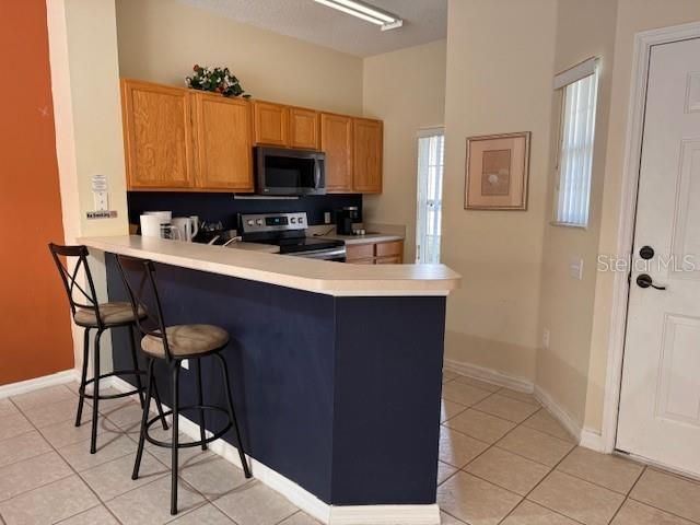 For Sale: $275,000 (3 beds, 2 baths, 1286 Square Feet)