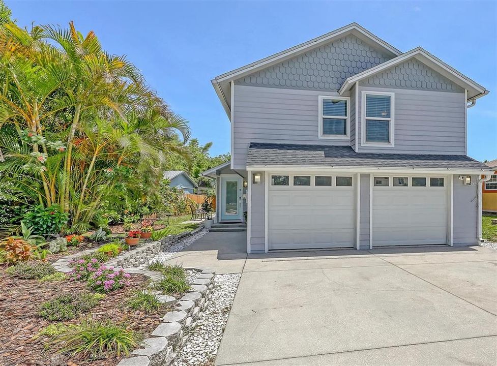 Недавно продано: $499,000 (3 спален, 2 ванн, 1676 Квадратных фут)