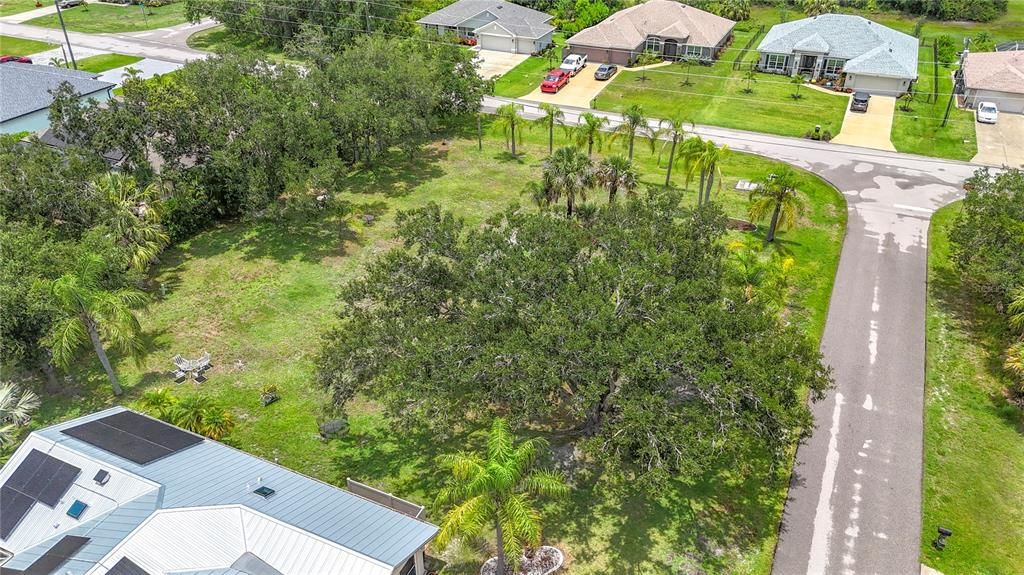 待售: $69,500 (0.47 acres)