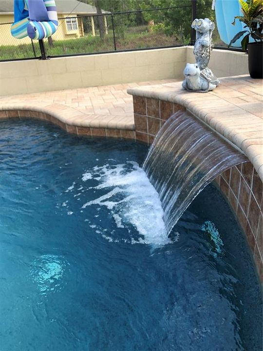 待售: $455,000 (3 贝兹, 2 浴室, 1955 平方英尺)