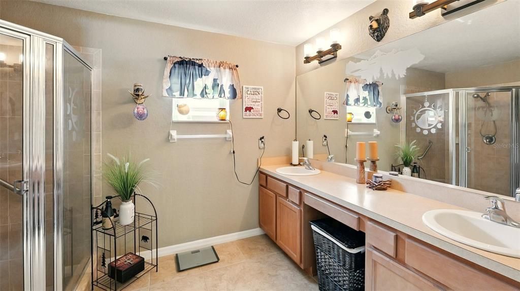 待售: $455,000 (3 贝兹, 2 浴室, 1955 平方英尺)