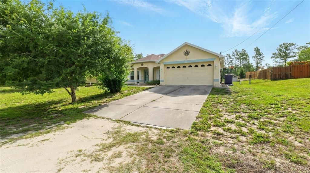 待售: $455,000 (3 贝兹, 2 浴室, 1955 平方英尺)