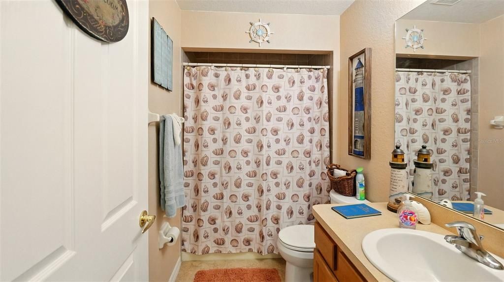 待售: $455,000 (3 贝兹, 2 浴室, 1955 平方英尺)