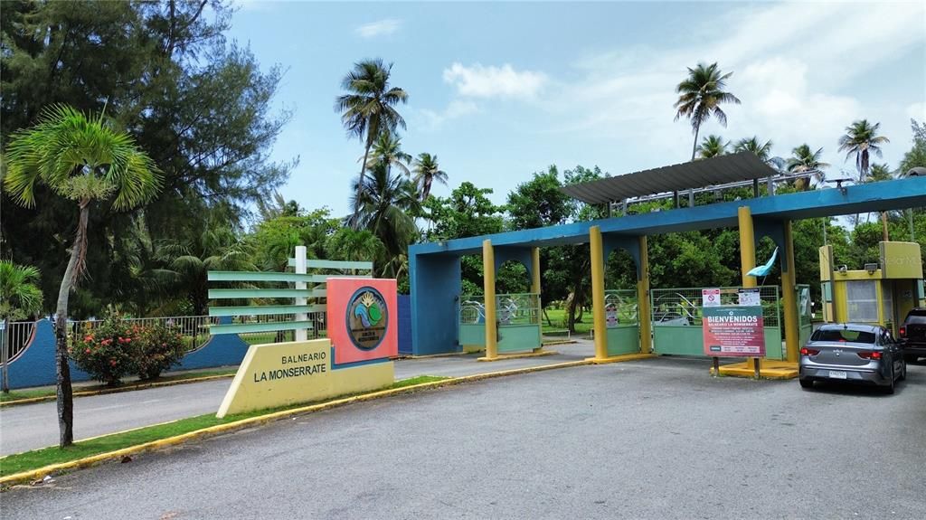 На продажу: $85,000 (0.54 acres)