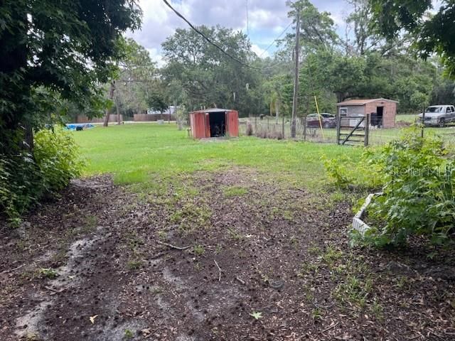 待售: $250,000 (4 贝兹, 2 浴室, 2356 平方英尺)