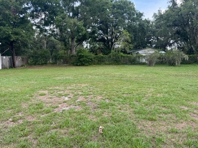 待售: $250,000 (4 贝兹, 2 浴室, 2356 平方英尺)