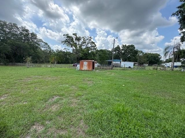 待售: $250,000 (4 贝兹, 2 浴室, 2356 平方英尺)