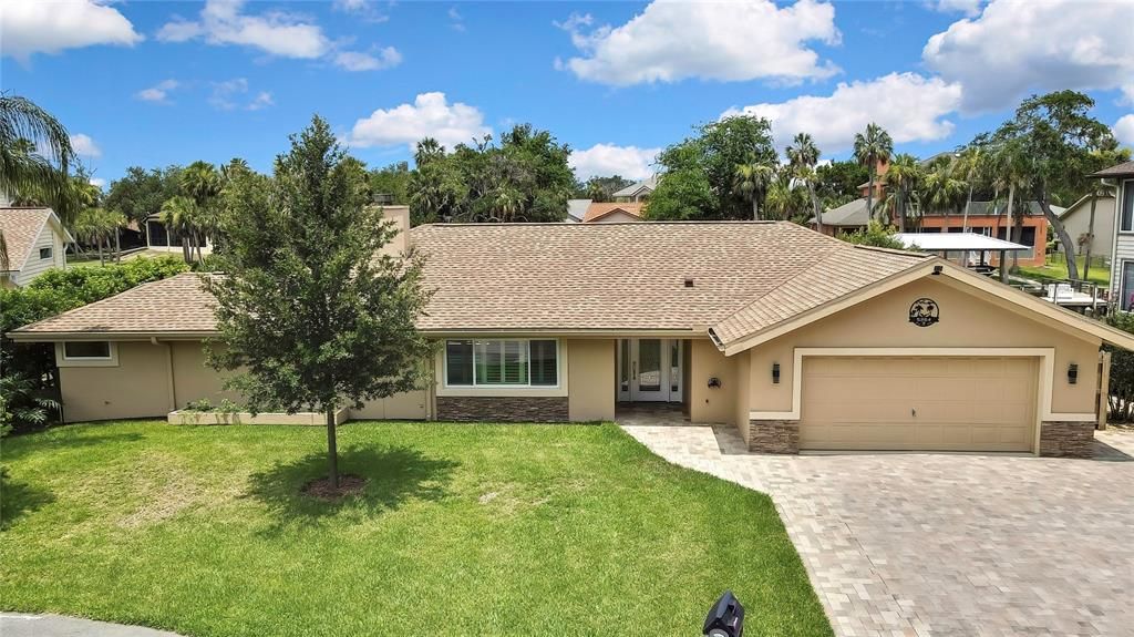 合同活跃: $660,000 (3 贝兹, 2 浴室, 1758 平方英尺)