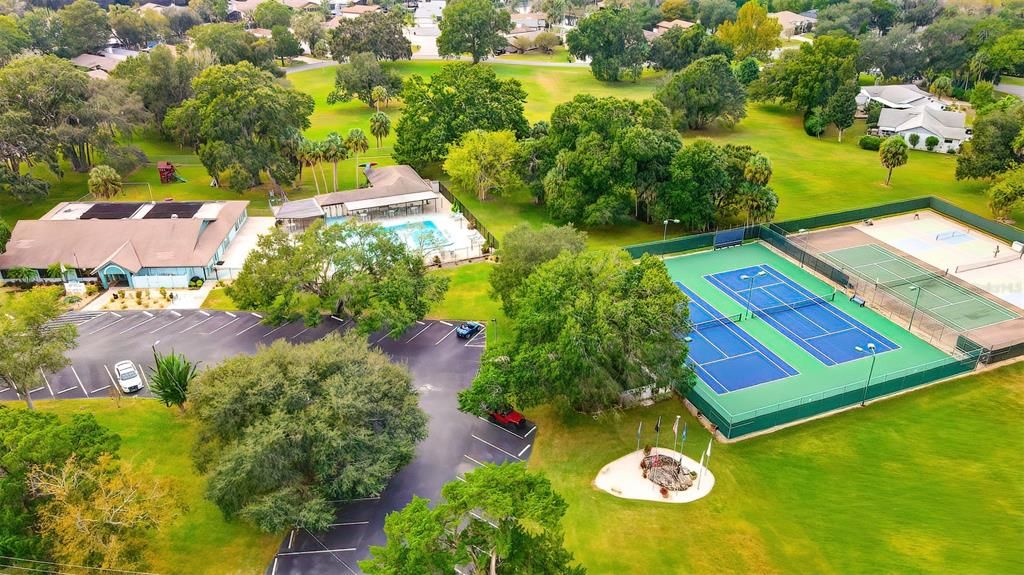 合同活跃: $660,000 (3 贝兹, 2 浴室, 1758 平方英尺)