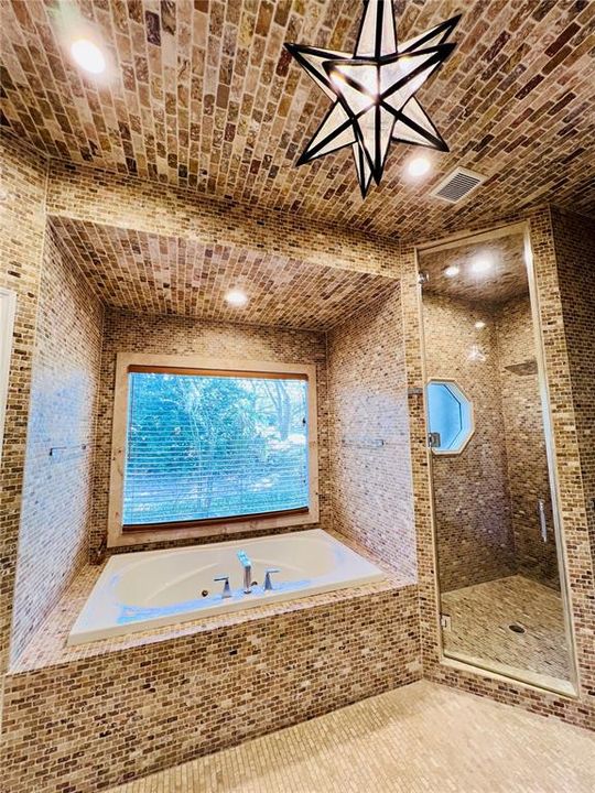 For Rent: $12,000 (5 beds, 4 baths, 4417 Square Feet)