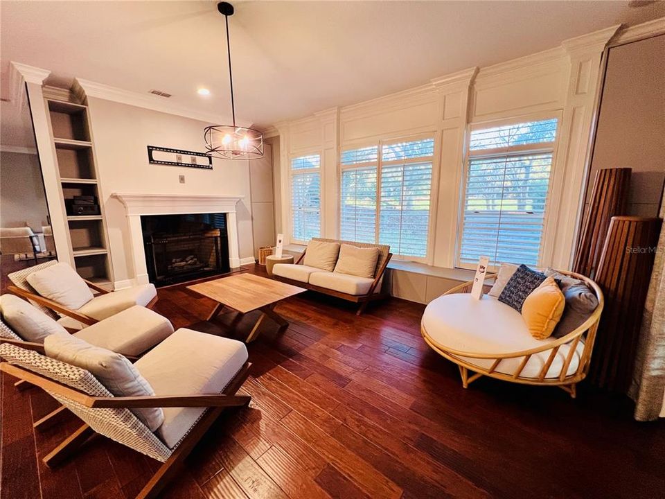 For Rent: $12,000 (5 beds, 4 baths, 4417 Square Feet)