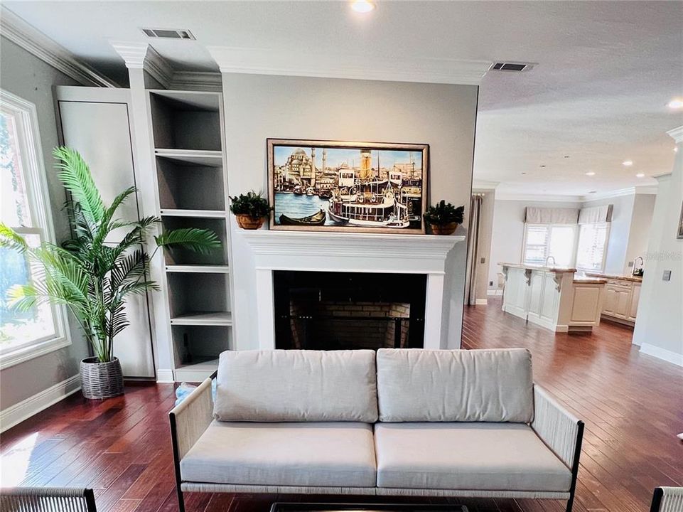 For Rent: $12,000 (5 beds, 4 baths, 4417 Square Feet)