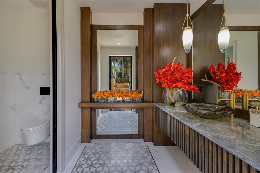 For Sale: $6,799,000 (5 beds, 5 baths, 8443 Square Feet)