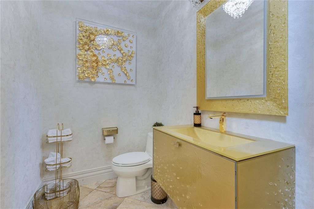 For Sale: $6,799,000 (5 beds, 5 baths, 8443 Square Feet)