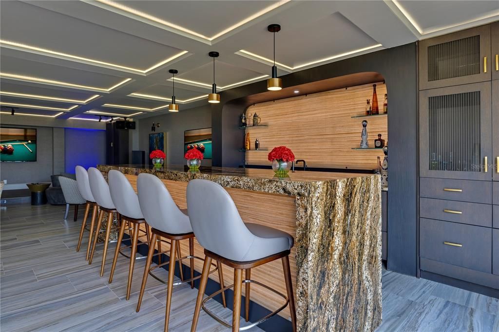 For Sale: $6,799,000 (5 beds, 5 baths, 8443 Square Feet)