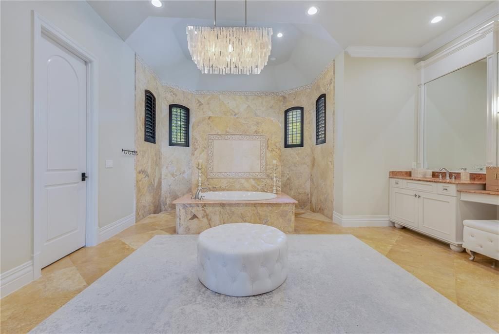 For Sale: $6,799,000 (5 beds, 5 baths, 8443 Square Feet)