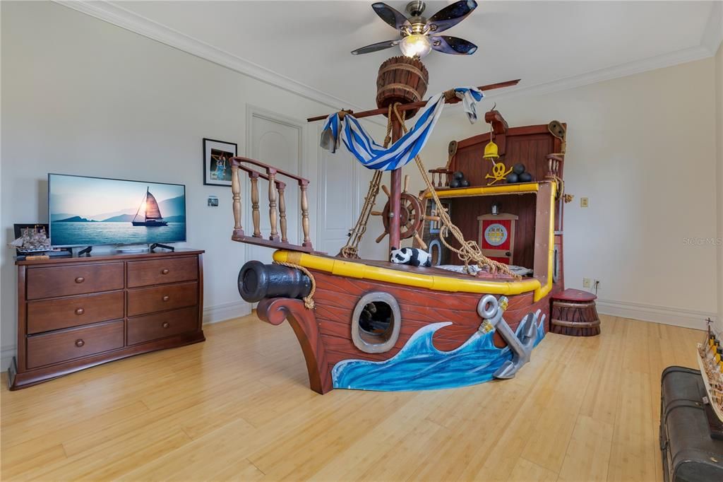 For Sale: $6,799,000 (5 beds, 5 baths, 8443 Square Feet)