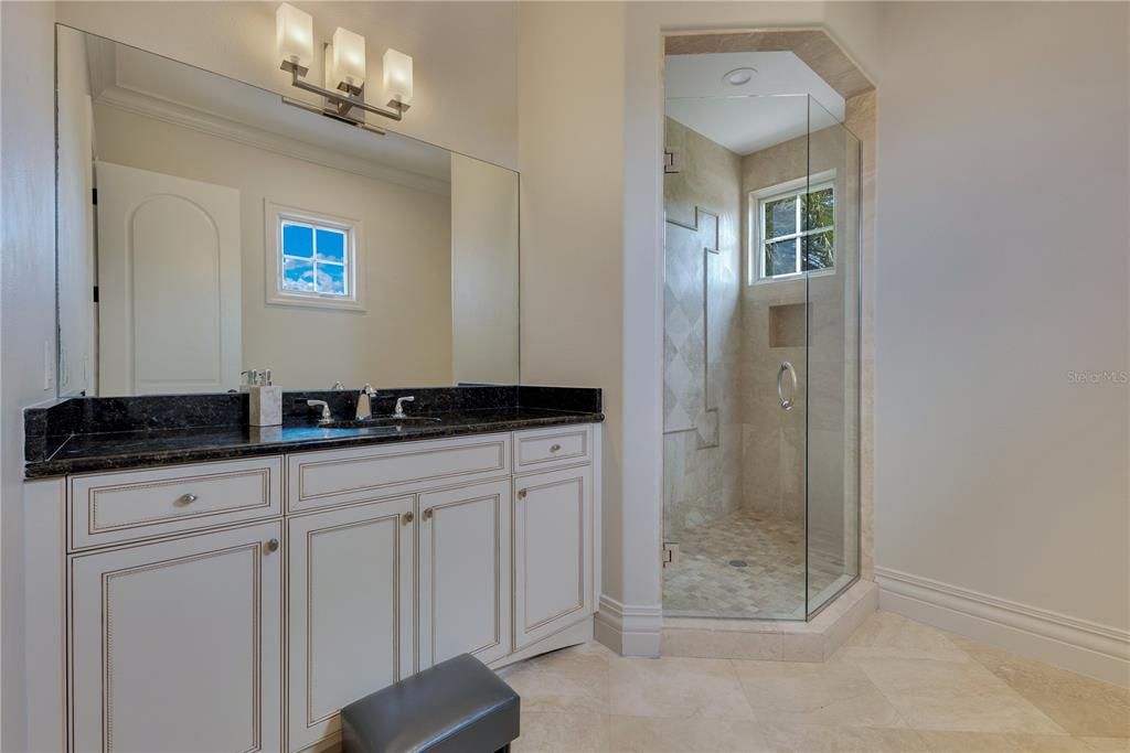 For Sale: $6,799,000 (5 beds, 5 baths, 8443 Square Feet)