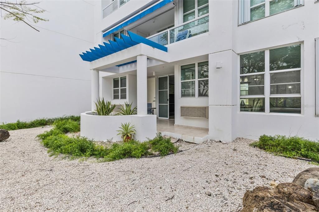 For Sale: $338,900 (3 beds, 2 baths, 1375 Square Feet)