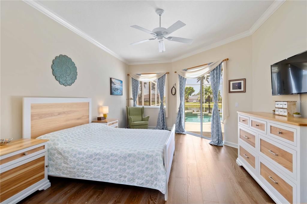 Active With Contract: $948,000 (4 beds, 3 baths, 3022 Square Feet)