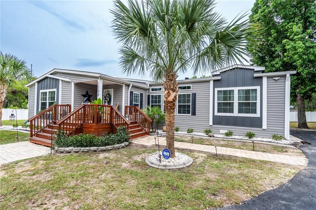 En Venta: $395,900 (3 camas, 2 baños, 2352 Pies cuadrados)