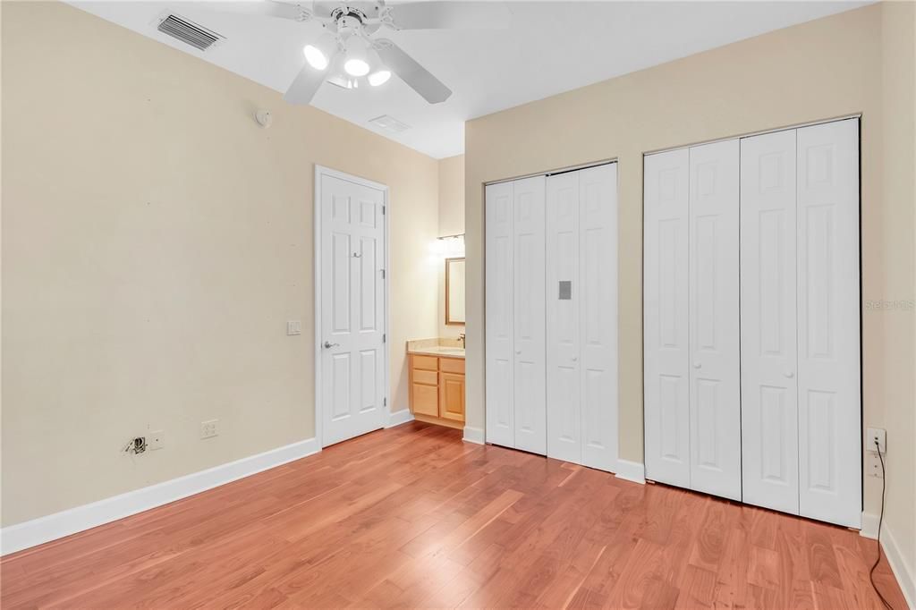 На продажу: $1,095,000 (5 спален, 4 ванн, 3498 Квадратных фут)