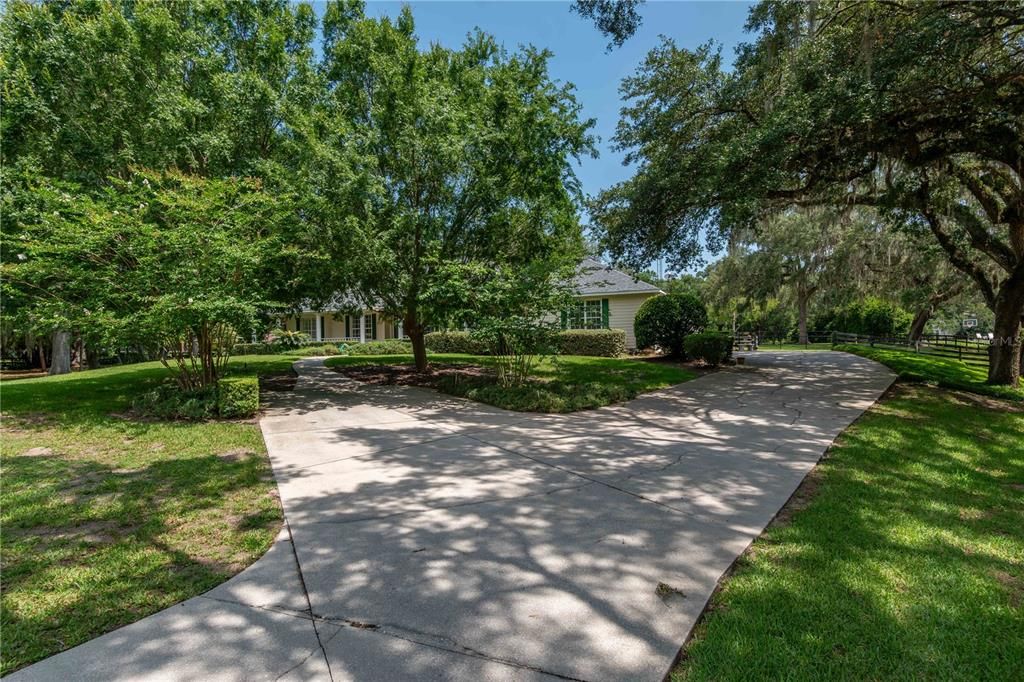 На продажу: $1,095,000 (5 спален, 4 ванн, 3498 Квадратных фут)