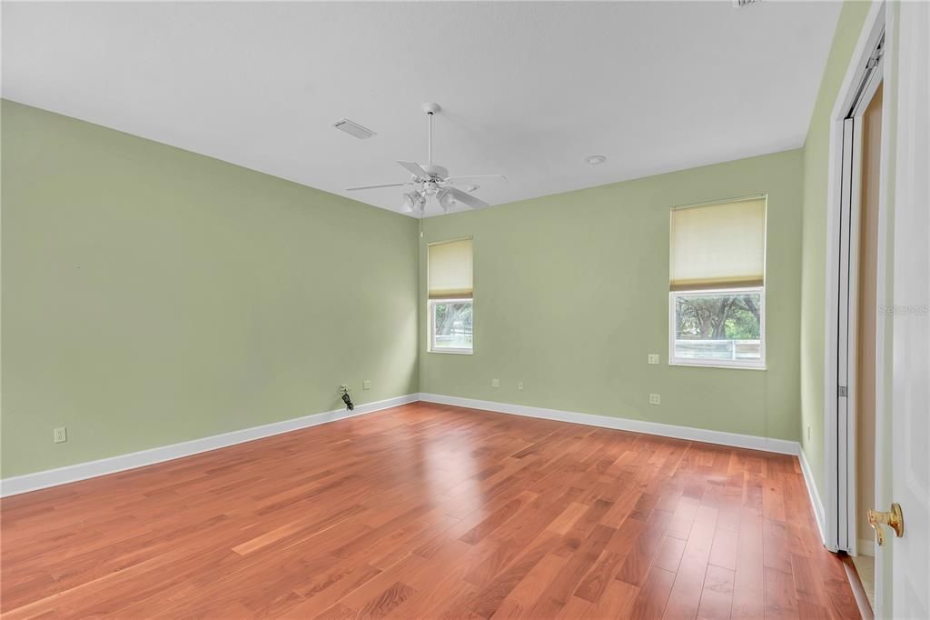 На продажу: $1,095,000 (5 спален, 4 ванн, 3498 Квадратных фут)